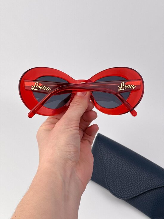 Loewe LW40112I CURVY 66V Butterfly Sunglasses – Shiny Transparent Red / Blue main image 9